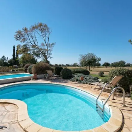 Villa “imagine Renting This Luxury With Golf Course Views”kornos Kouklia