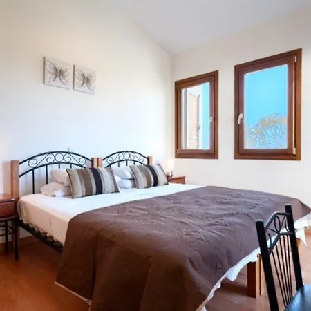 “imagine Renting This Luxury With Golf Course Views”kornos *